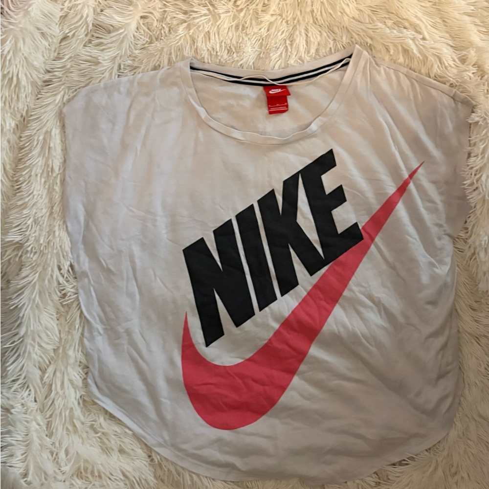 Nike White T-Shirt with Black Trim